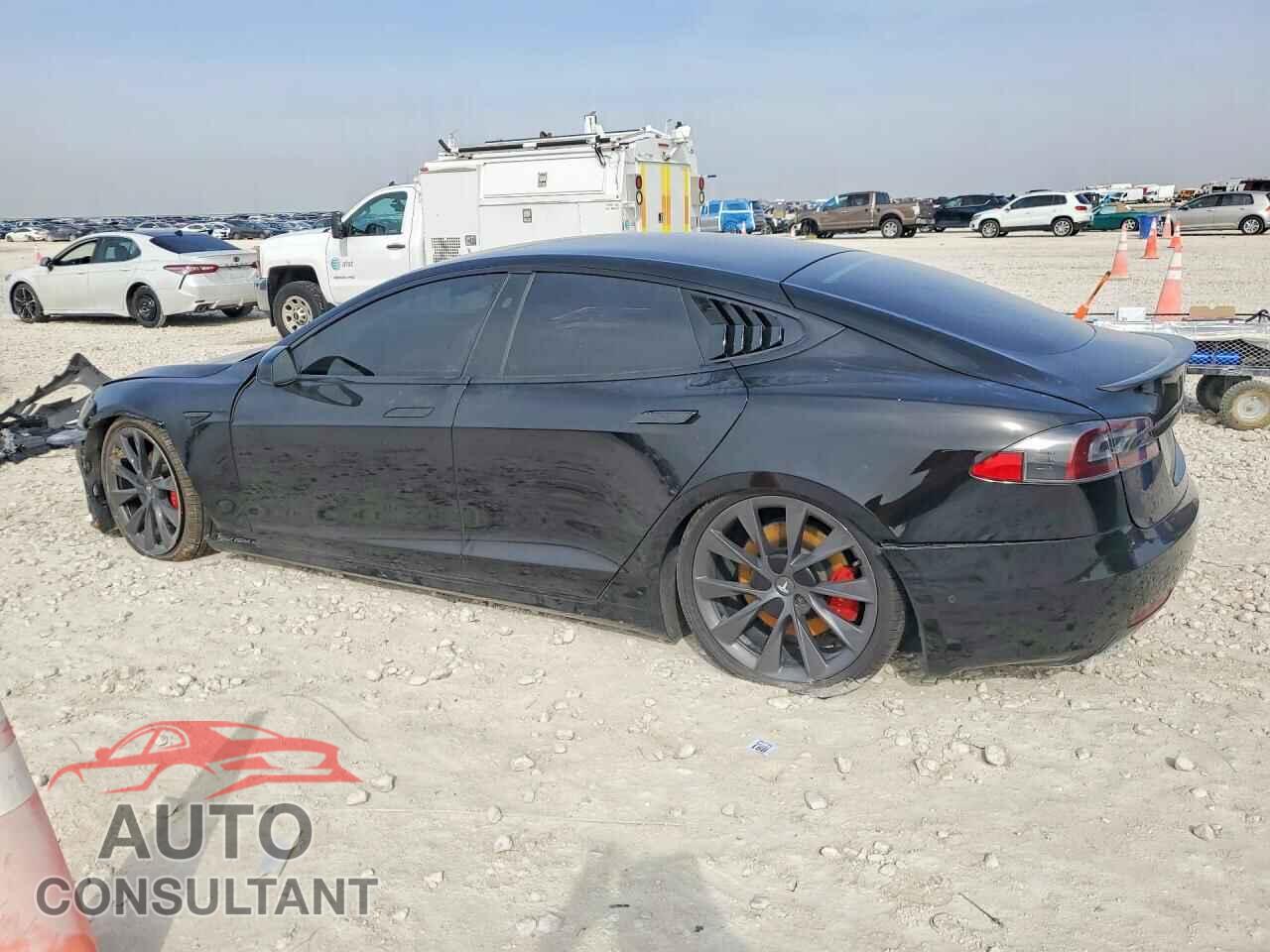 TESLA MODEL S 2021 - 5YJSA1E40MF423790