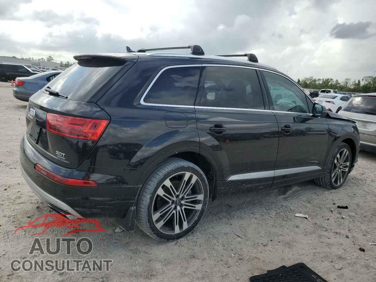 AUDI Q7 2018 - WA1LAAF72JD036166