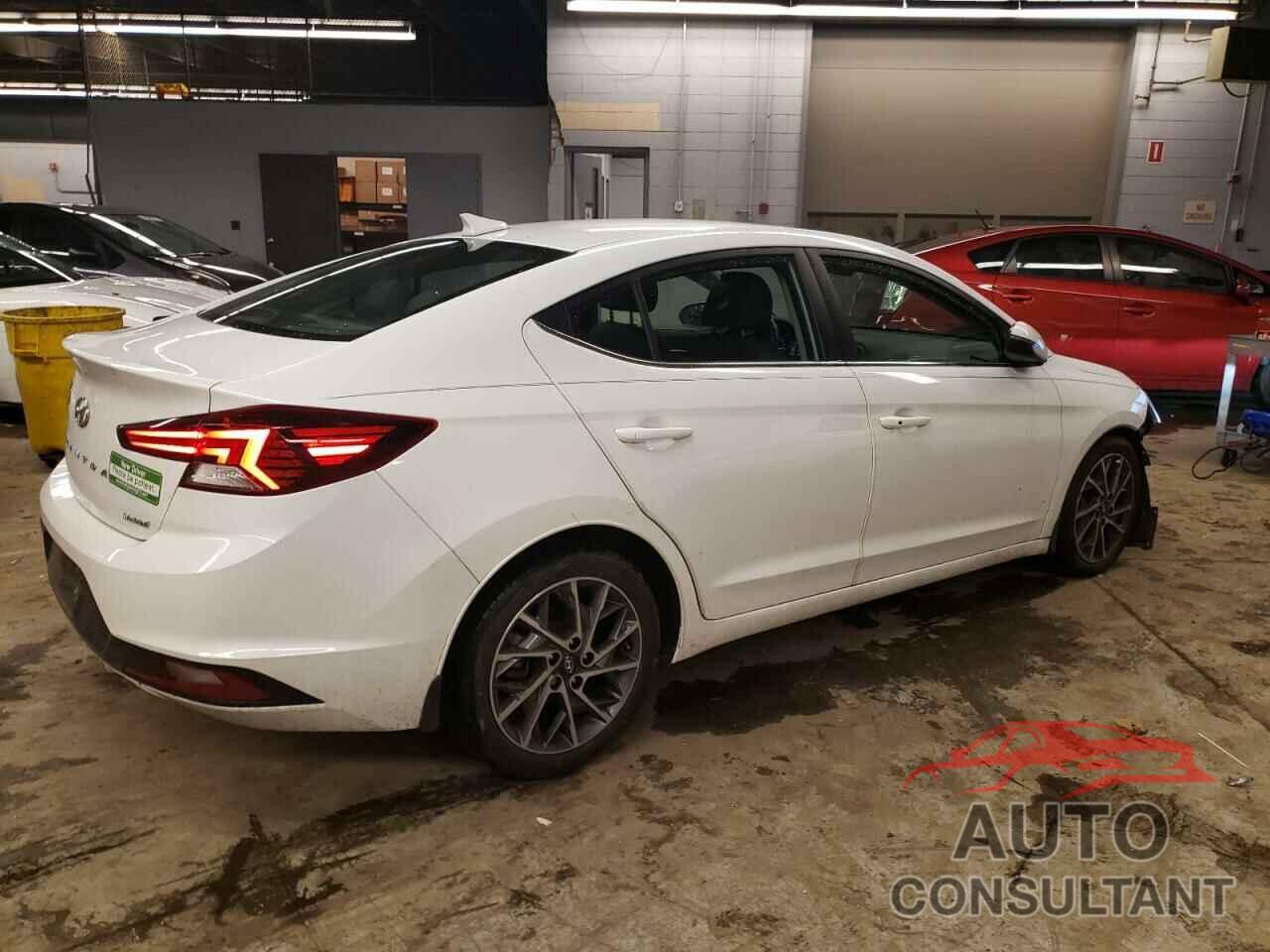 HYUNDAI ELANTRA 2019 - 5NPD84LF2KH484180