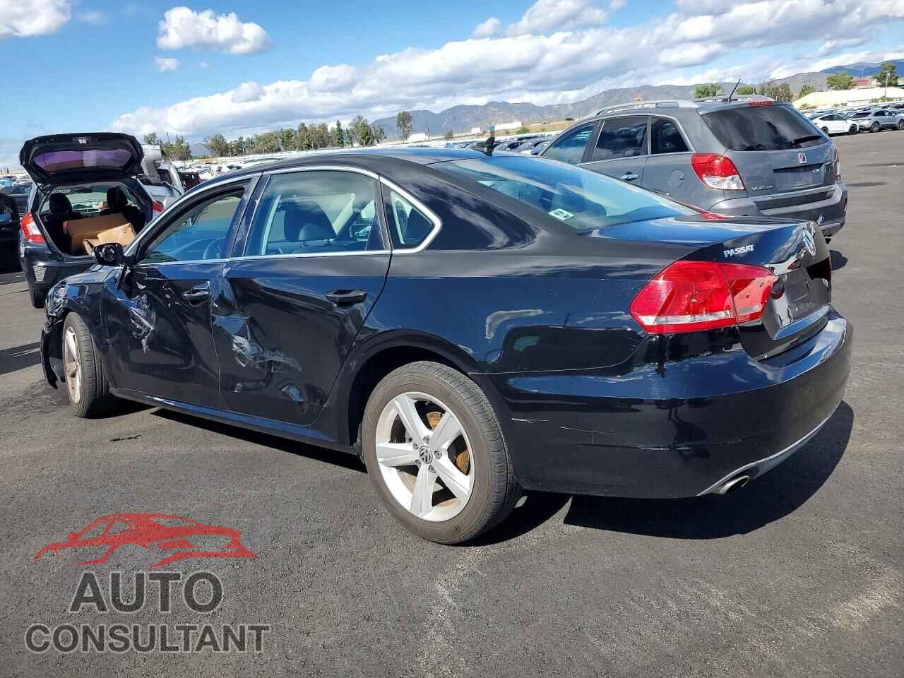 VOLKSWAGEN PASSAT 2013 - 1VWBP7A38DC007771