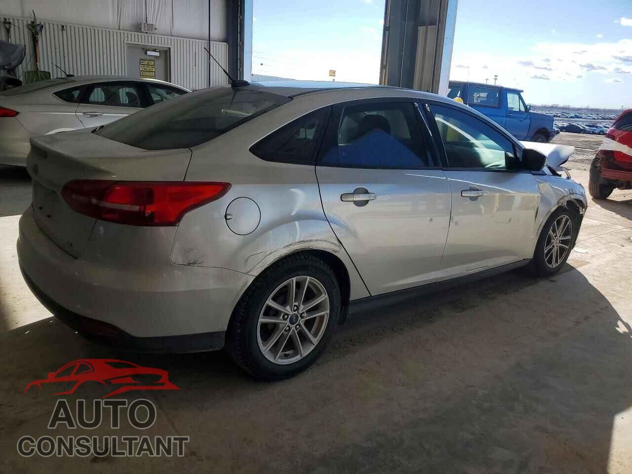 FORD FOCUS 2017 - 1FADP3F25HL317294