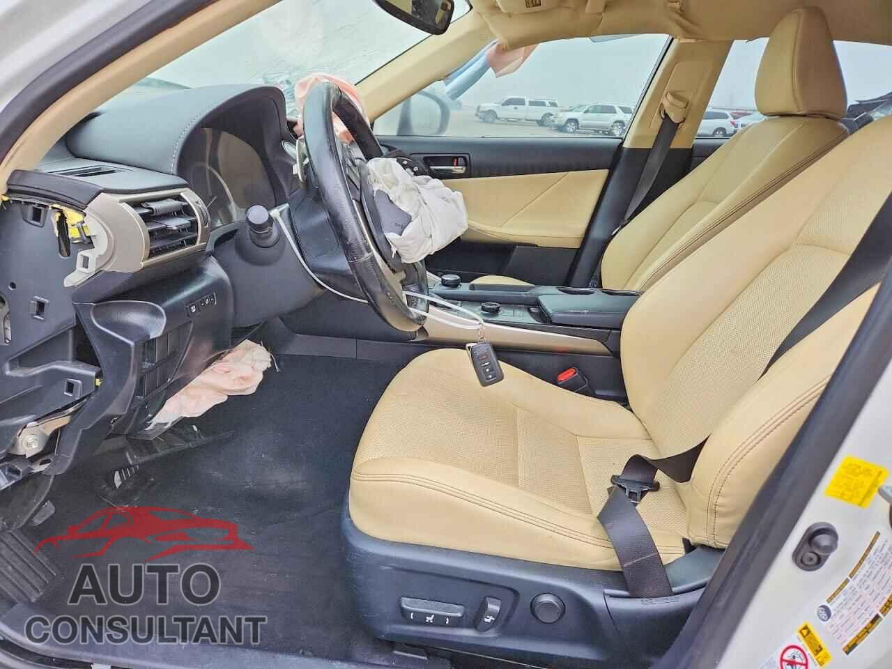 LEXUS IS 2016 - JTHCM1D22G5004355