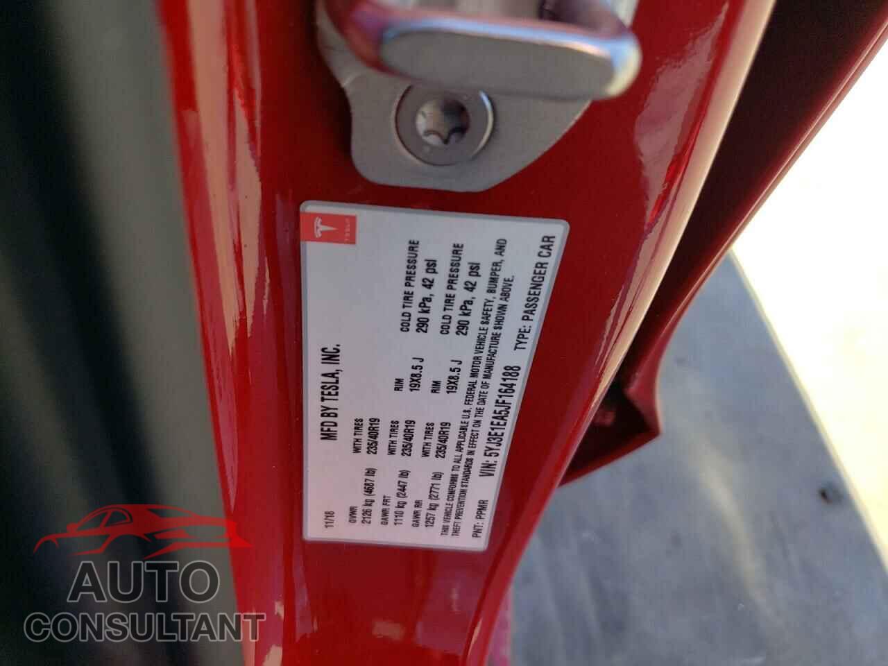 TESLA MODEL 3 2018 - 5YJ3E1EA5JF164188
