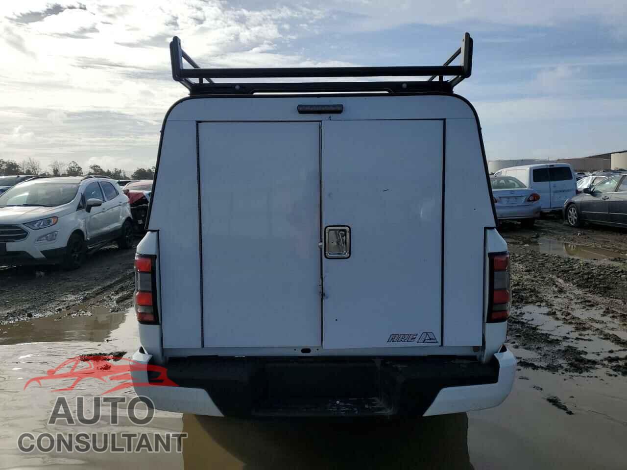 NISSAN FRONTIER 2024 - 1N6ED1CL5RN643754