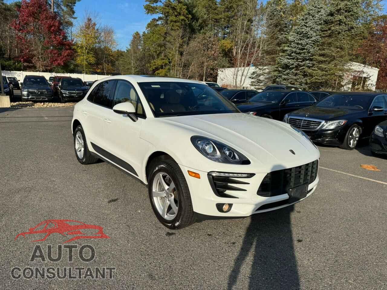 PORSCHE MACAN 2017 - WP1AA2A54HLB83757