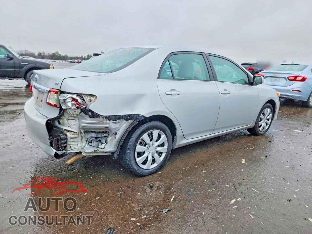 TOYOTA COROLLA 2013 - 2T1BU4EEXDC127469