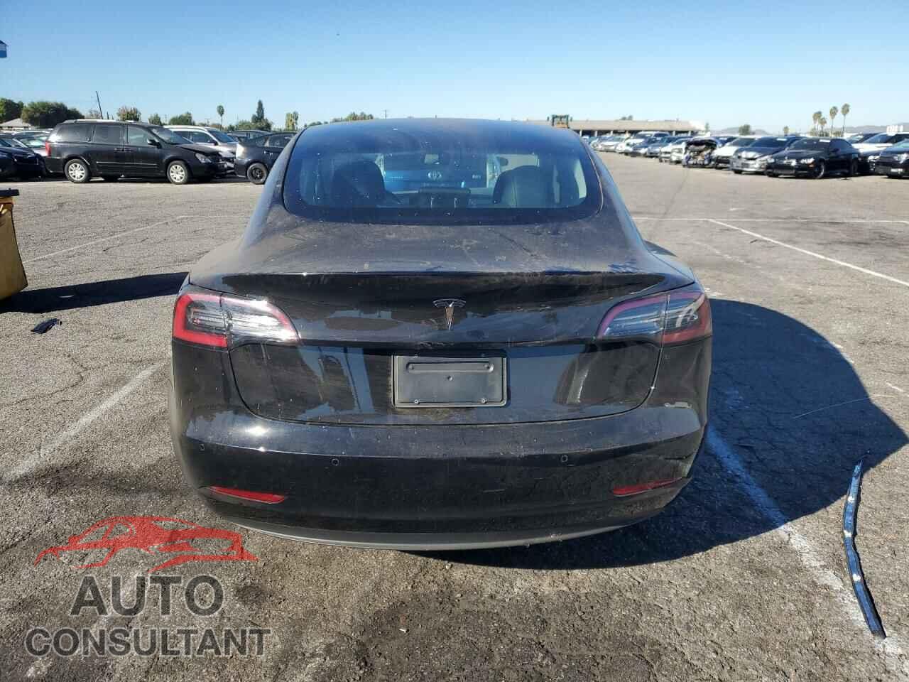 TESLA MODEL 3 2022 - 5YJ3E1EA9NF375058