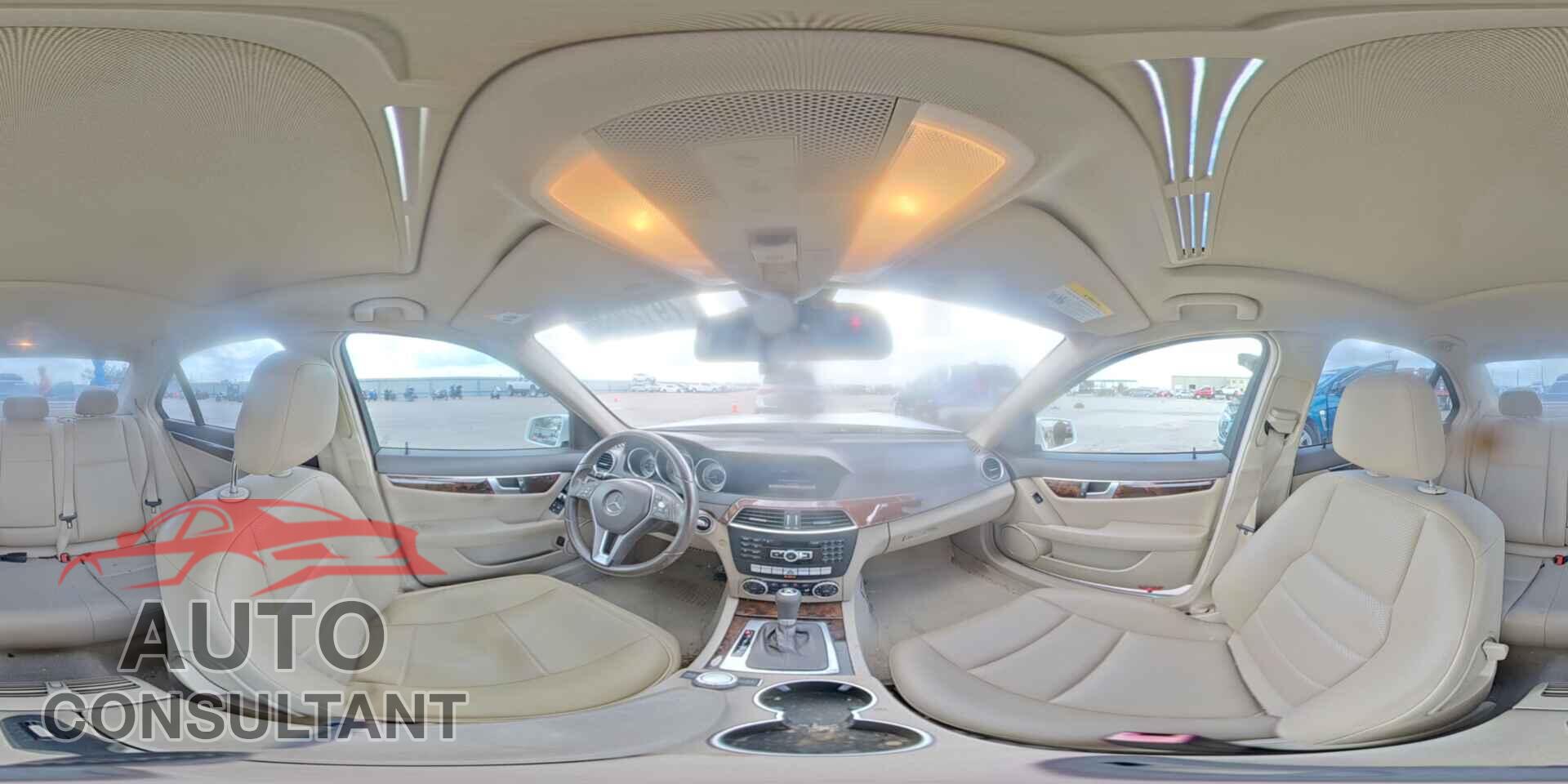 MERCEDES-BENZ C-CLASS 2014 - WDDGF4HB8EA938524