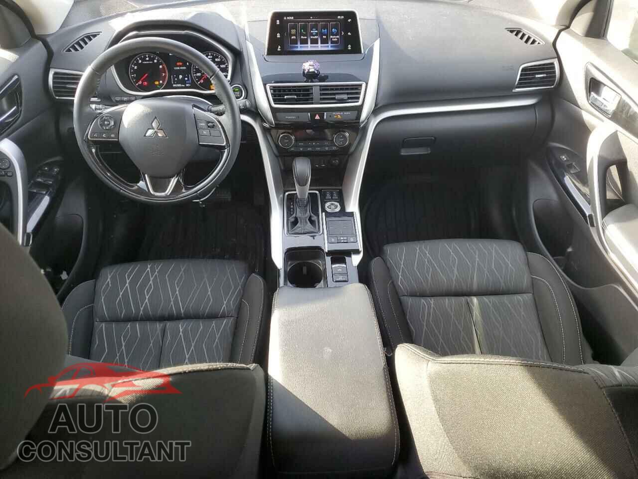 MITSUBISHI ECLIPSE 2018 - JA4AT5AA6JZ065474