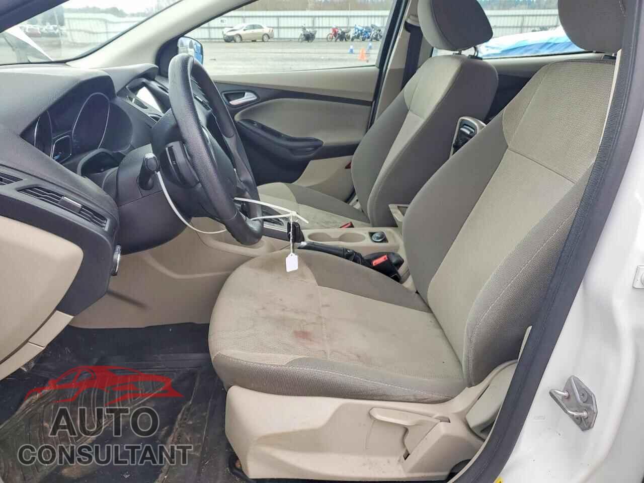 FORD FOCUS 2014 - 1FADP3K28EL144890