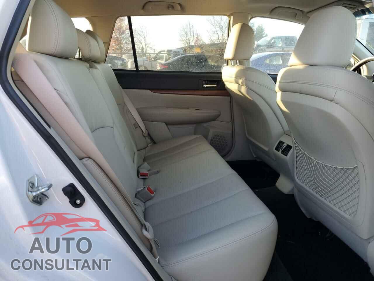 SUBARU OUTBACK 2013 - 4S4BRBPC4D3208134