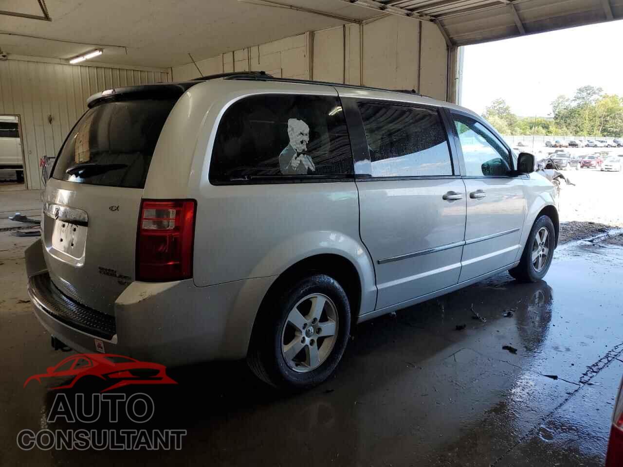 DODGE CARAVAN 2010 - 2D4RN5D16AR121022