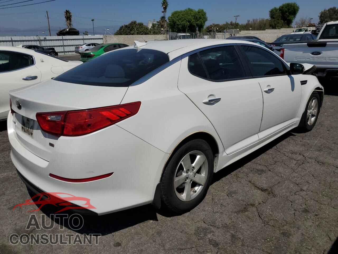KIA OPTIMA 2015 - KNAGM4A79F5643204