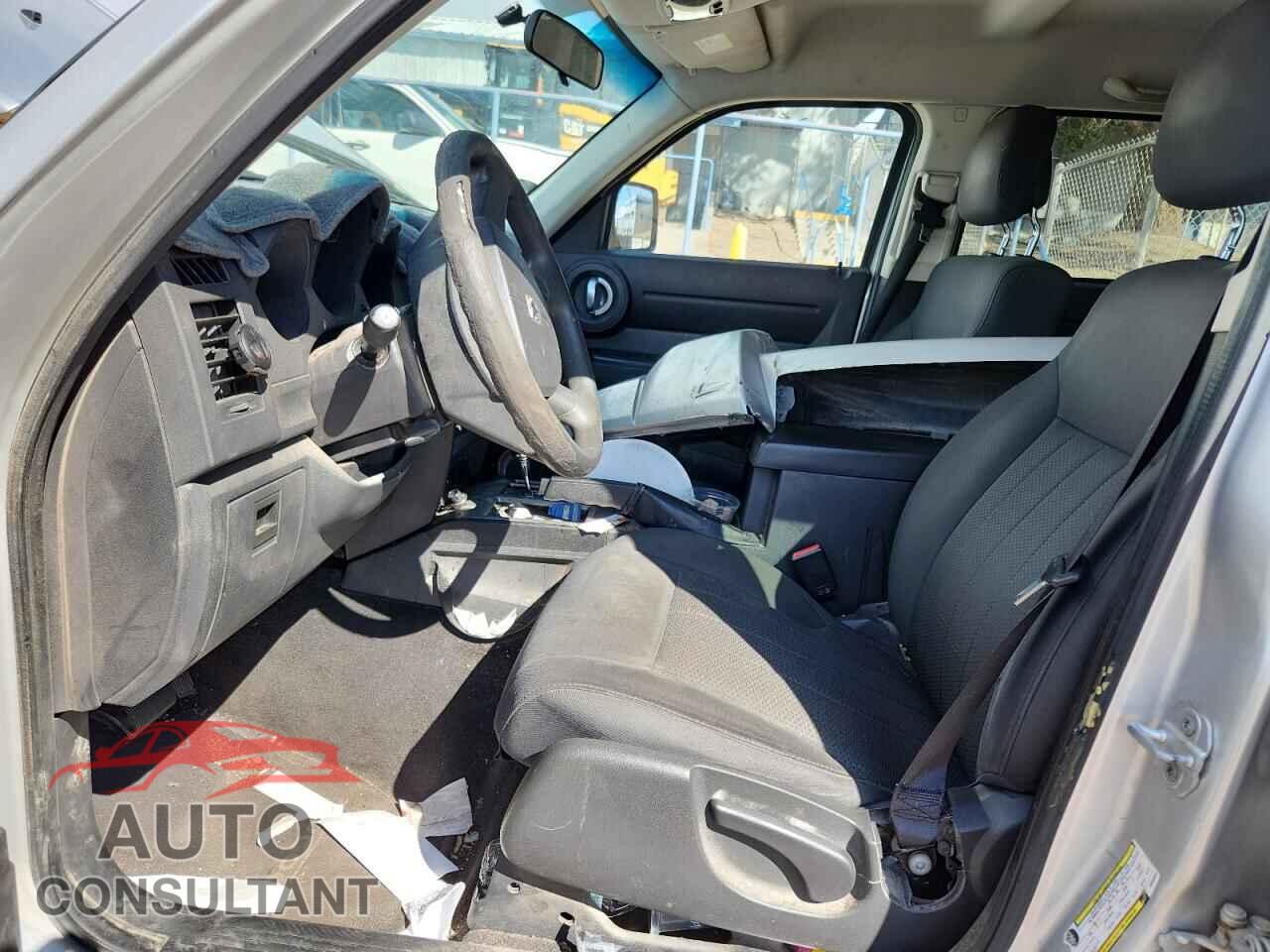 DODGE NITRO 2011 - 1D4PU2GK8BW535652
