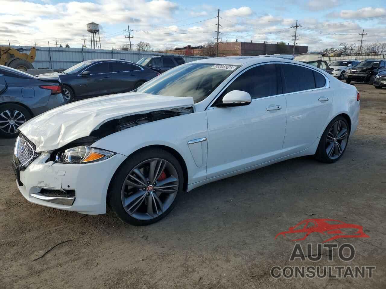 JAGUAR XF 2014 - SAJWJ0EF8E8U10088