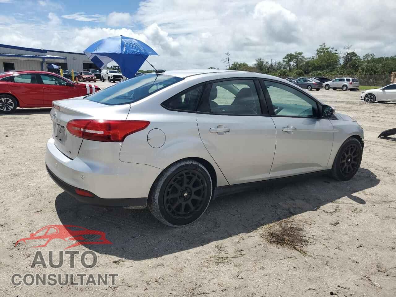 FORD FOCUS 2016 - 1FADP3F22GL330020