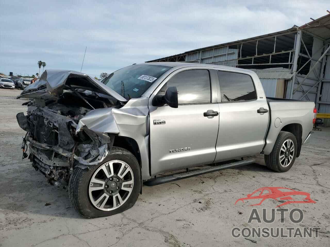 TOYOTA TUNDRA 2017 - 5TFEW5F13HX214954