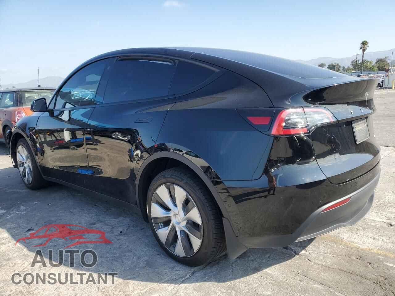 TESLA MODEL Y 2022 - 7SAYGDEE7NF435457