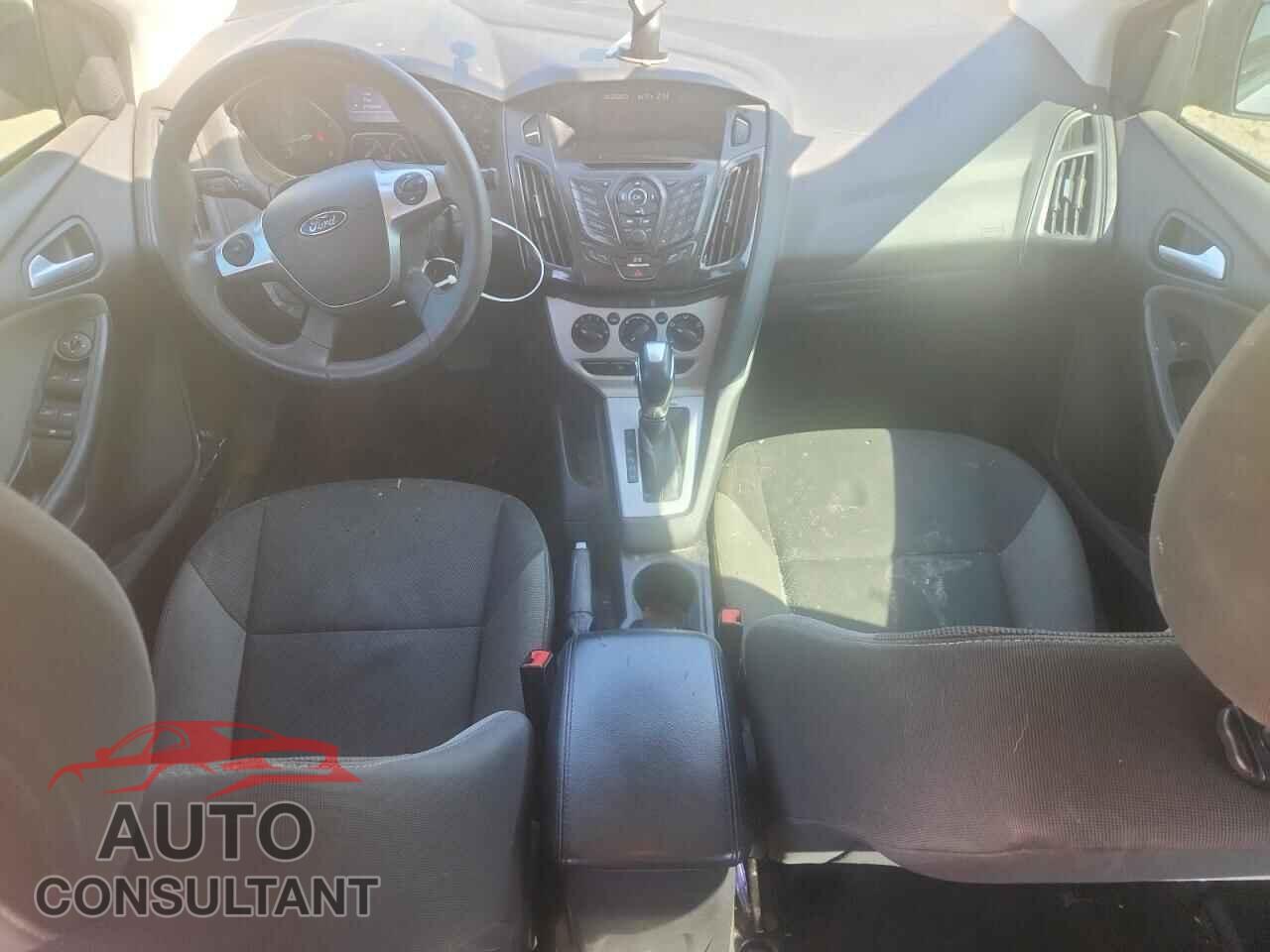 FORD FOCUS 2014 - 1FADP3F2XEL151155