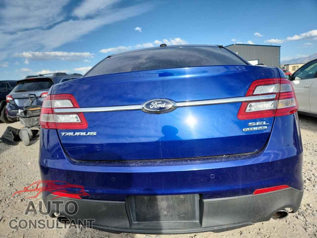 FORD TAURUS 2015 - 1FAHP2E83FG184610