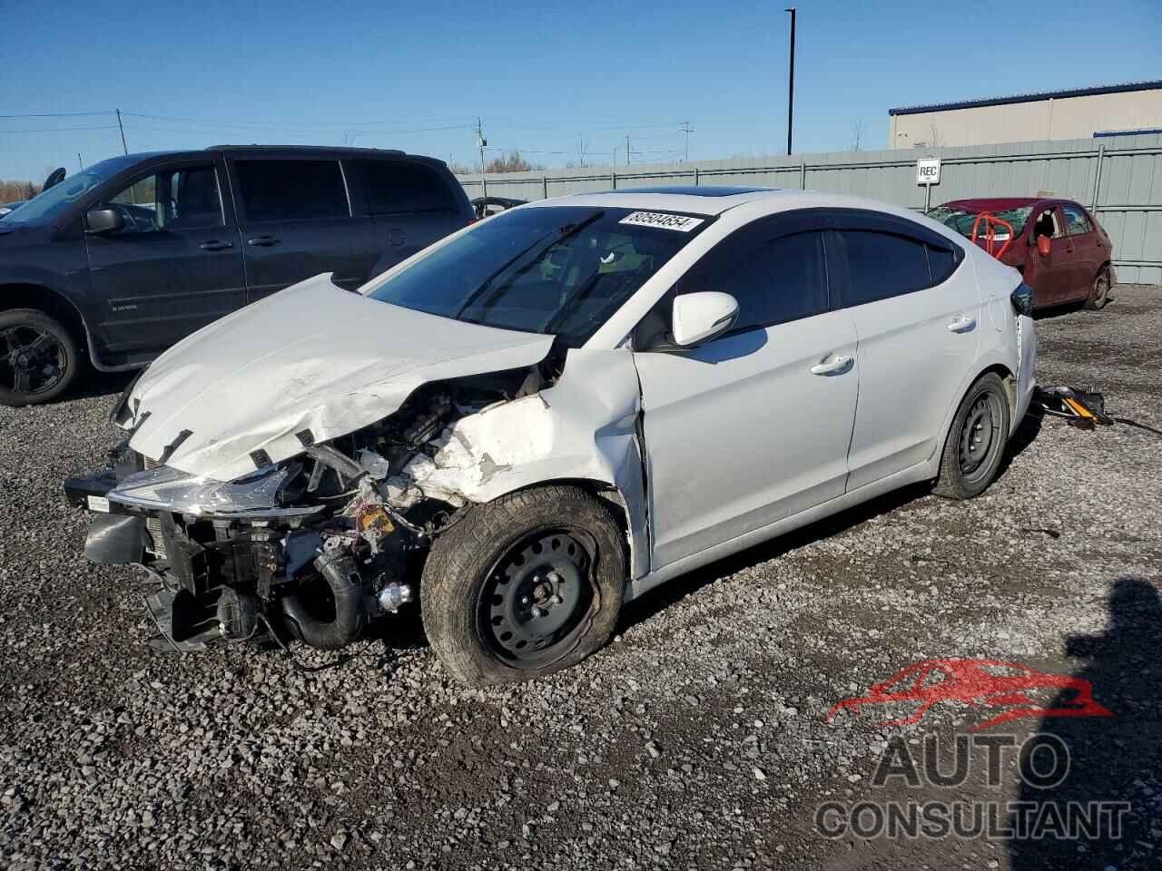 HYUNDAI ELANTRA 2019 - KMHD84LF7KU872720