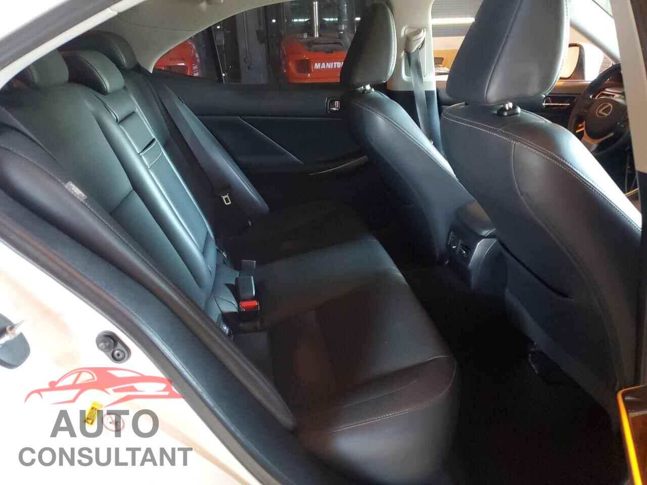 LEXUS IS 2015 - JTHBF1D27F5055323