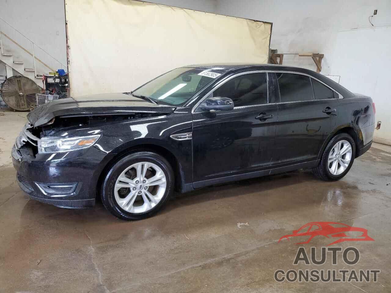 FORD TAURUS 2017 - 1FAHP2E80HG133214