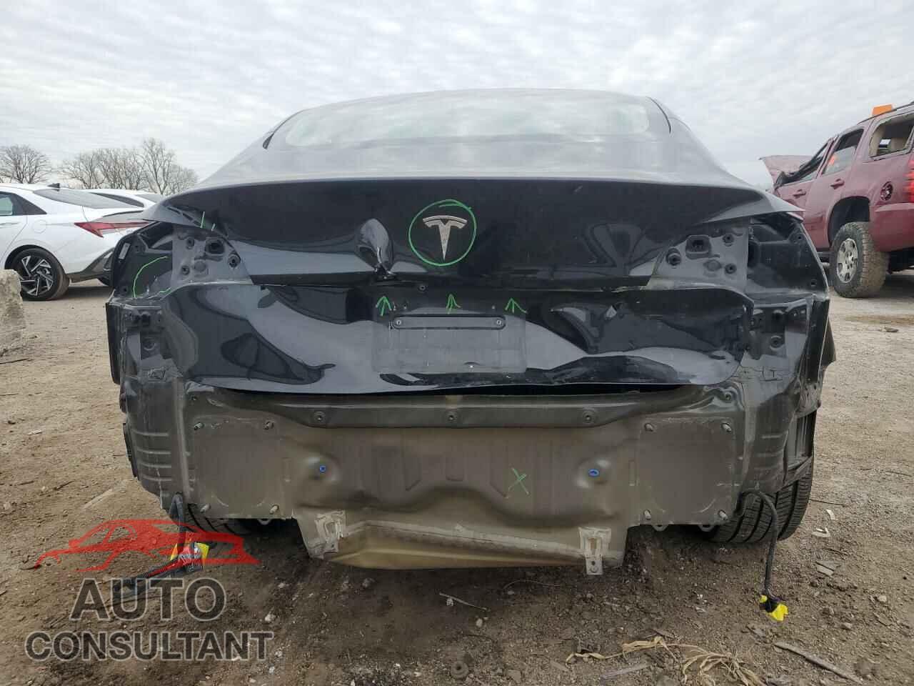 TESLA MODEL 3 2019 - 5YJ3E1EA8KF394955