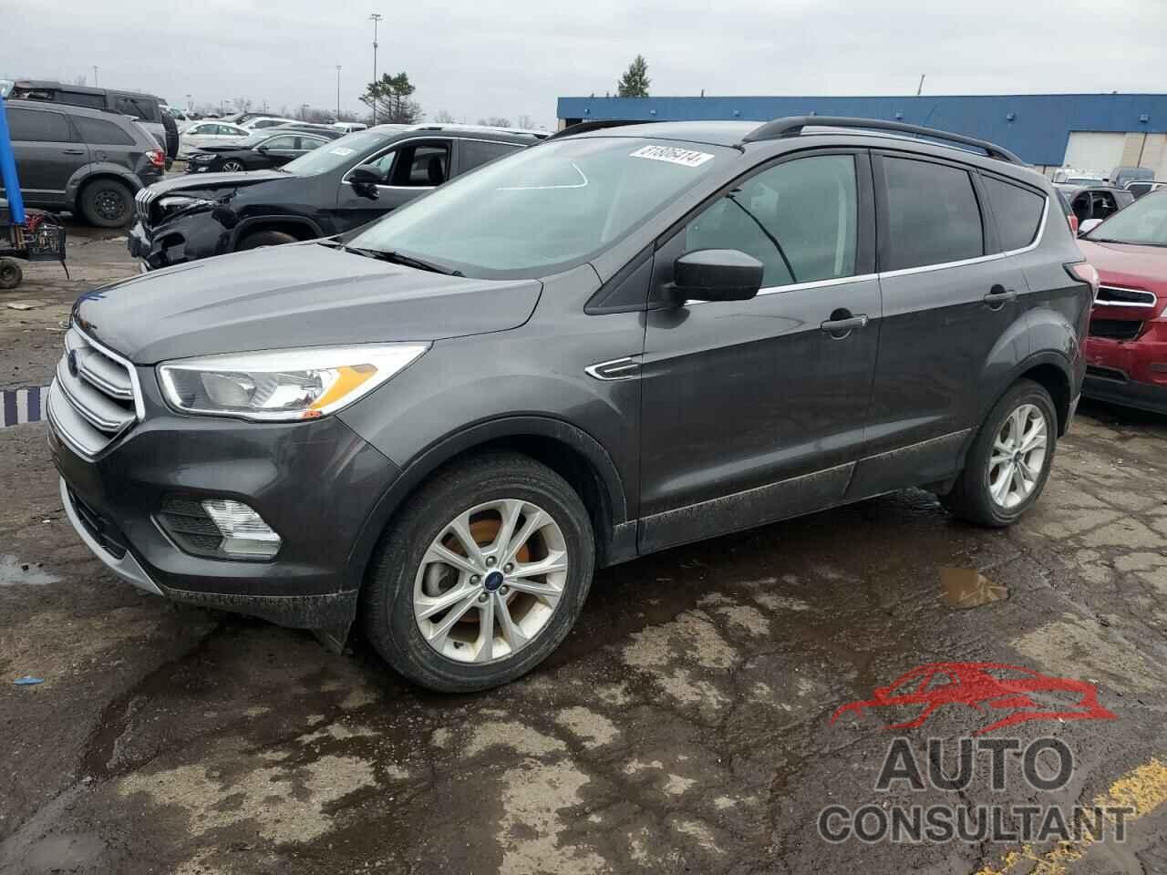 FORD ESCAPE 2018 - 1FMCU0GD8JUB52253