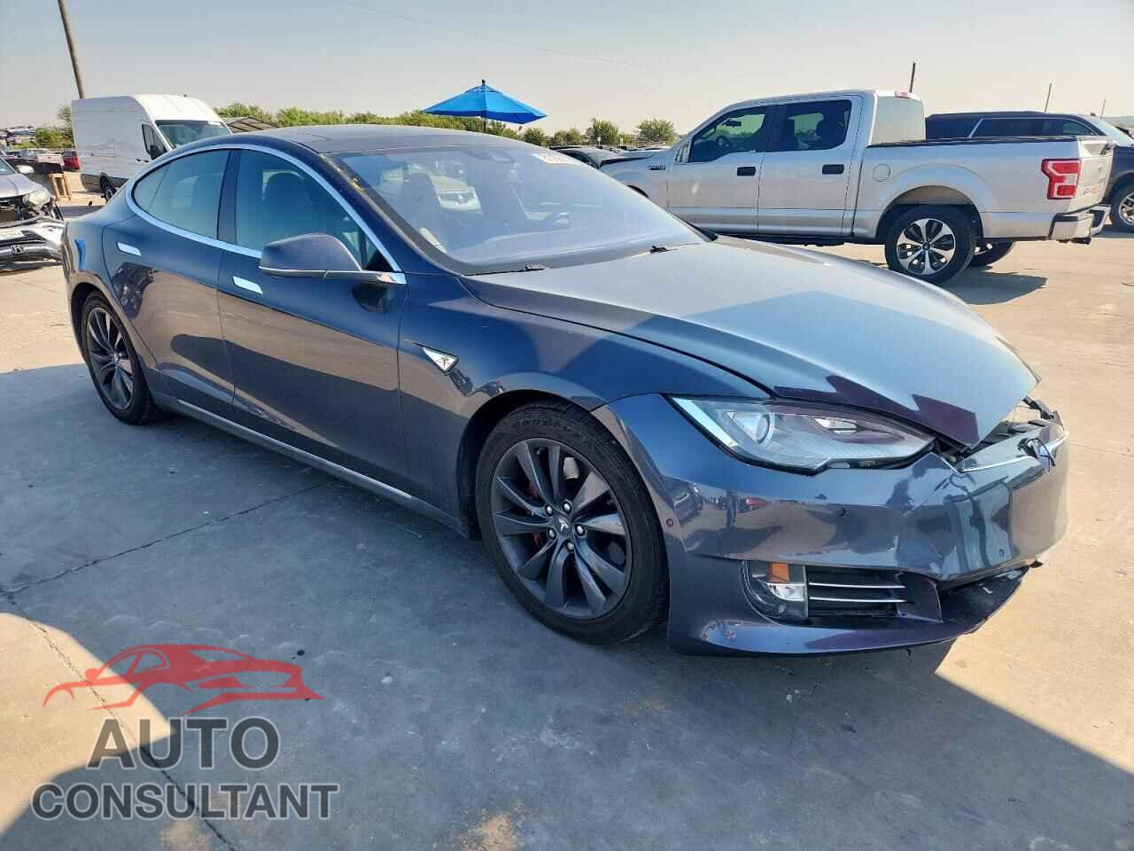 TESLA MODEL S 2015 - 5YJSA1E22FF117238