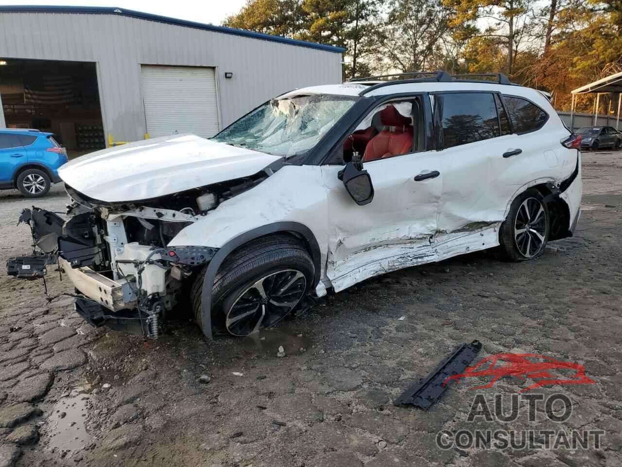 TOYOTA HIGHLANDER 2021 - 5TDJZRBH9MS064624