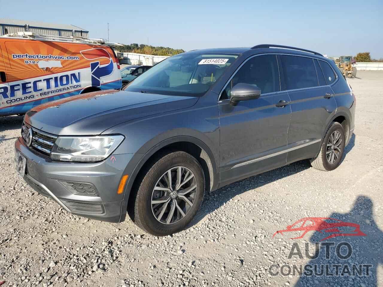 VOLKSWAGEN TIGUAN 2018 - 3VV3B7AX0JM211825