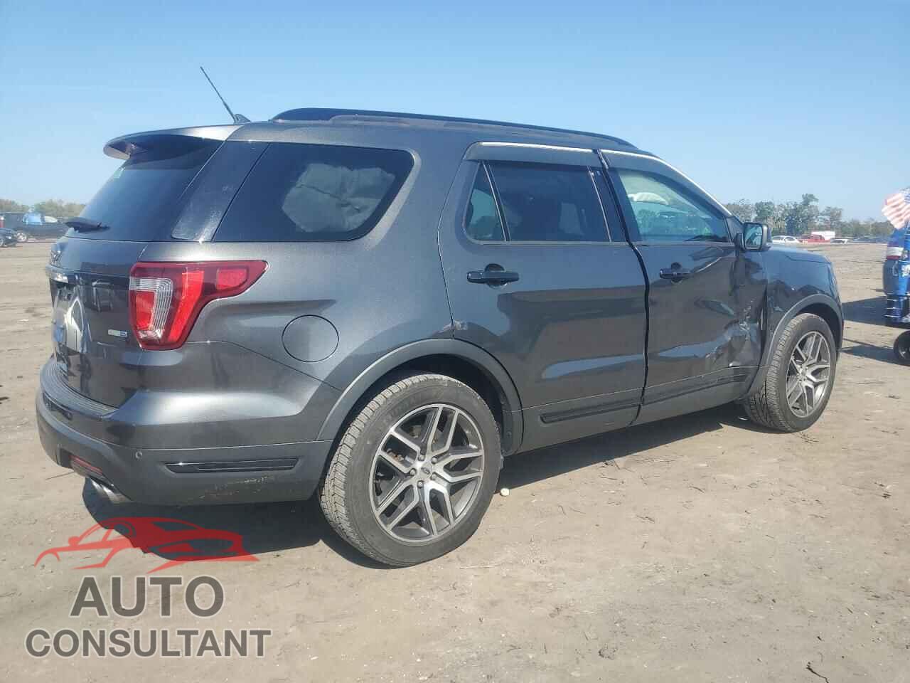 FORD EXPLORER 2018 - 1FM5K8GT8JGB04903
