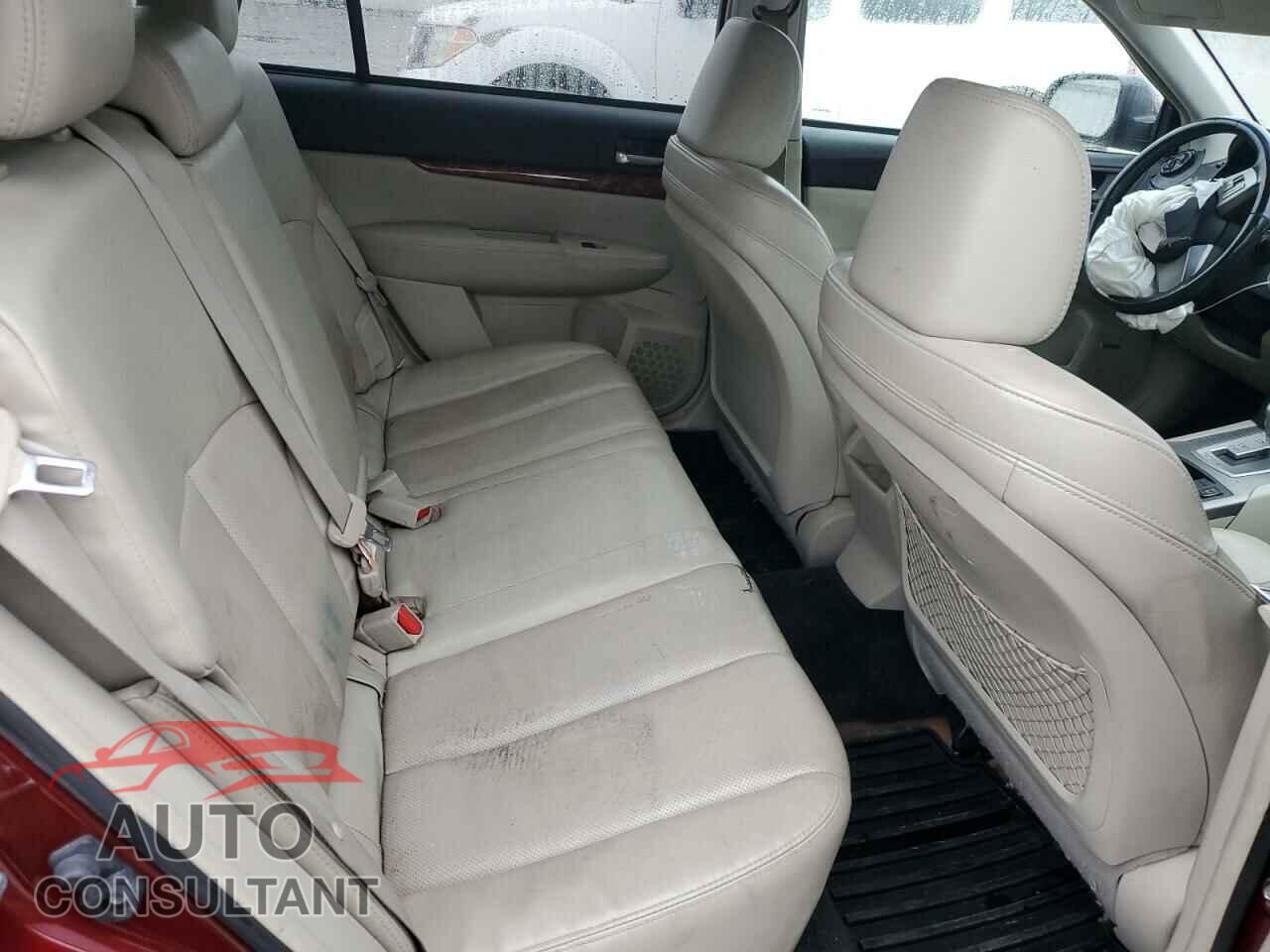 SUBARU OUTBACK 2011 - 4S4BRCKC0B3351012