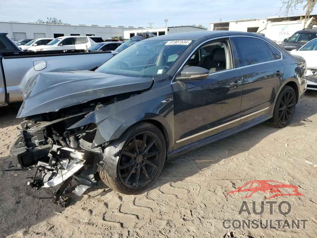 VOLKSWAGEN PASSAT 2017 - 1VWDT7A37HC055594