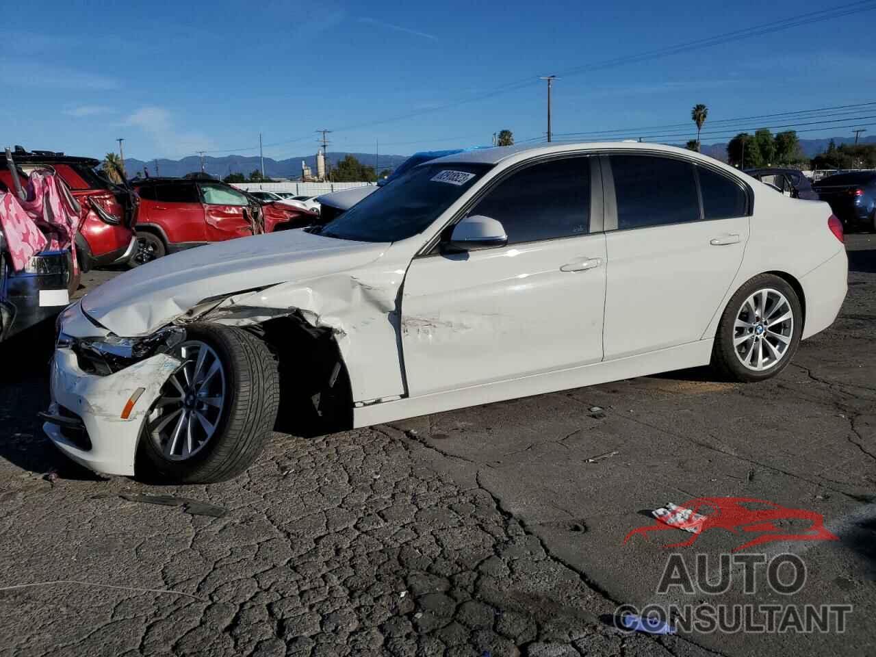 BMW 3 SERIES 2017 - WBA8E1G3XHNU18085