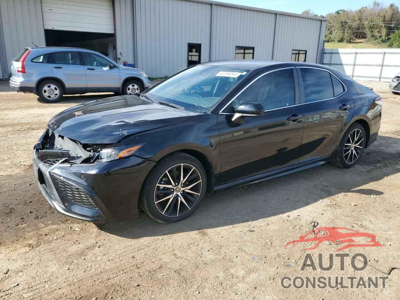TOYOTA CAMRY 2021 - 4T1G11AK4MU463092
