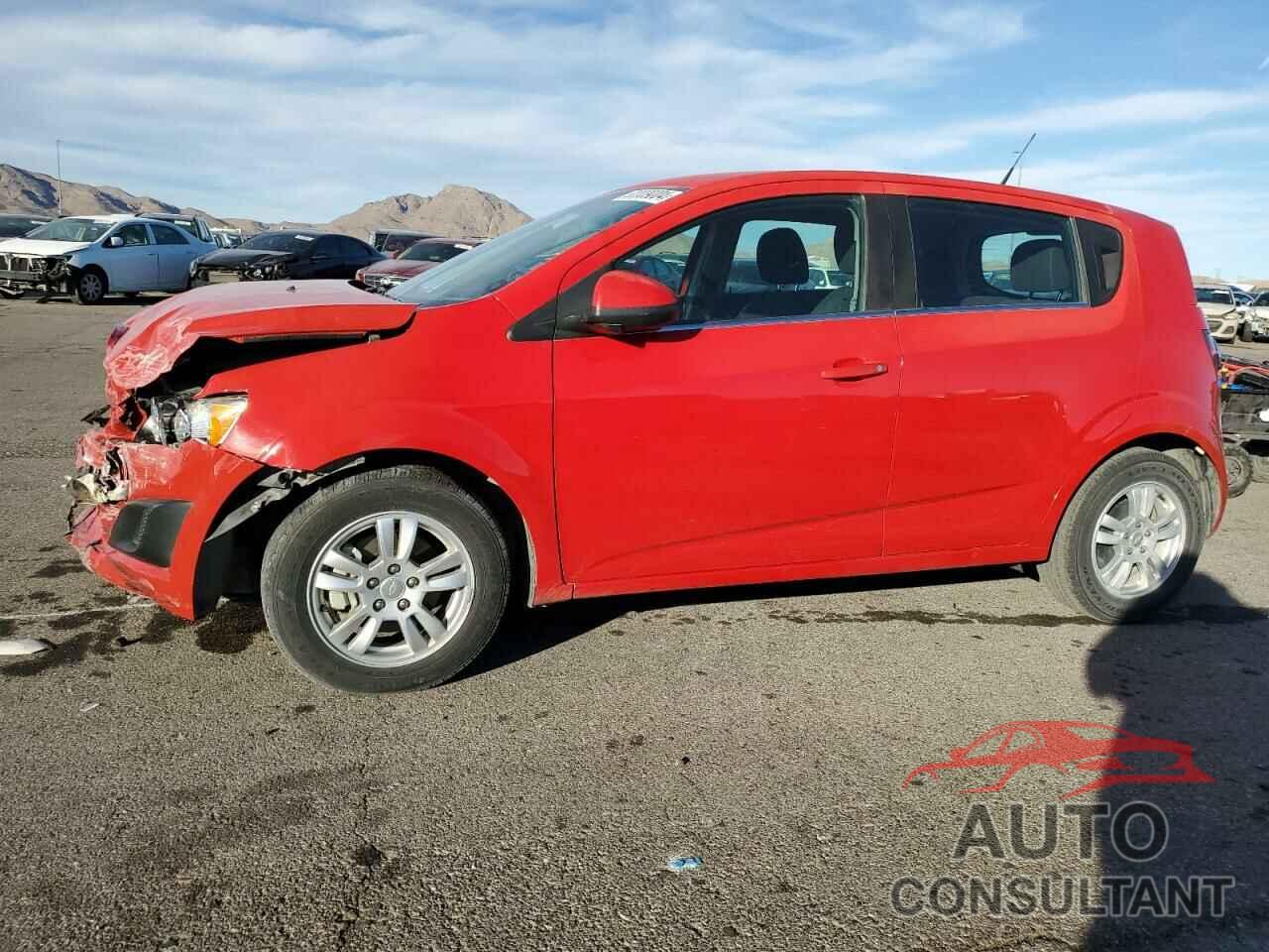 CHEVROLET SONIC 2013 - 1G1JC6SB5D4223977