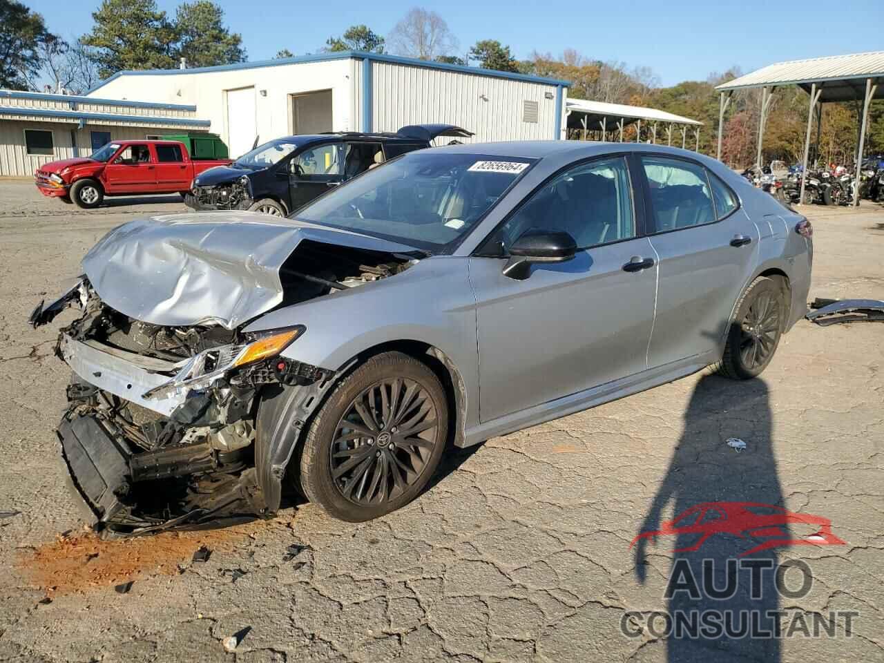 TOYOTA CAMRY 2020 - 4T1G11AK5LU375635