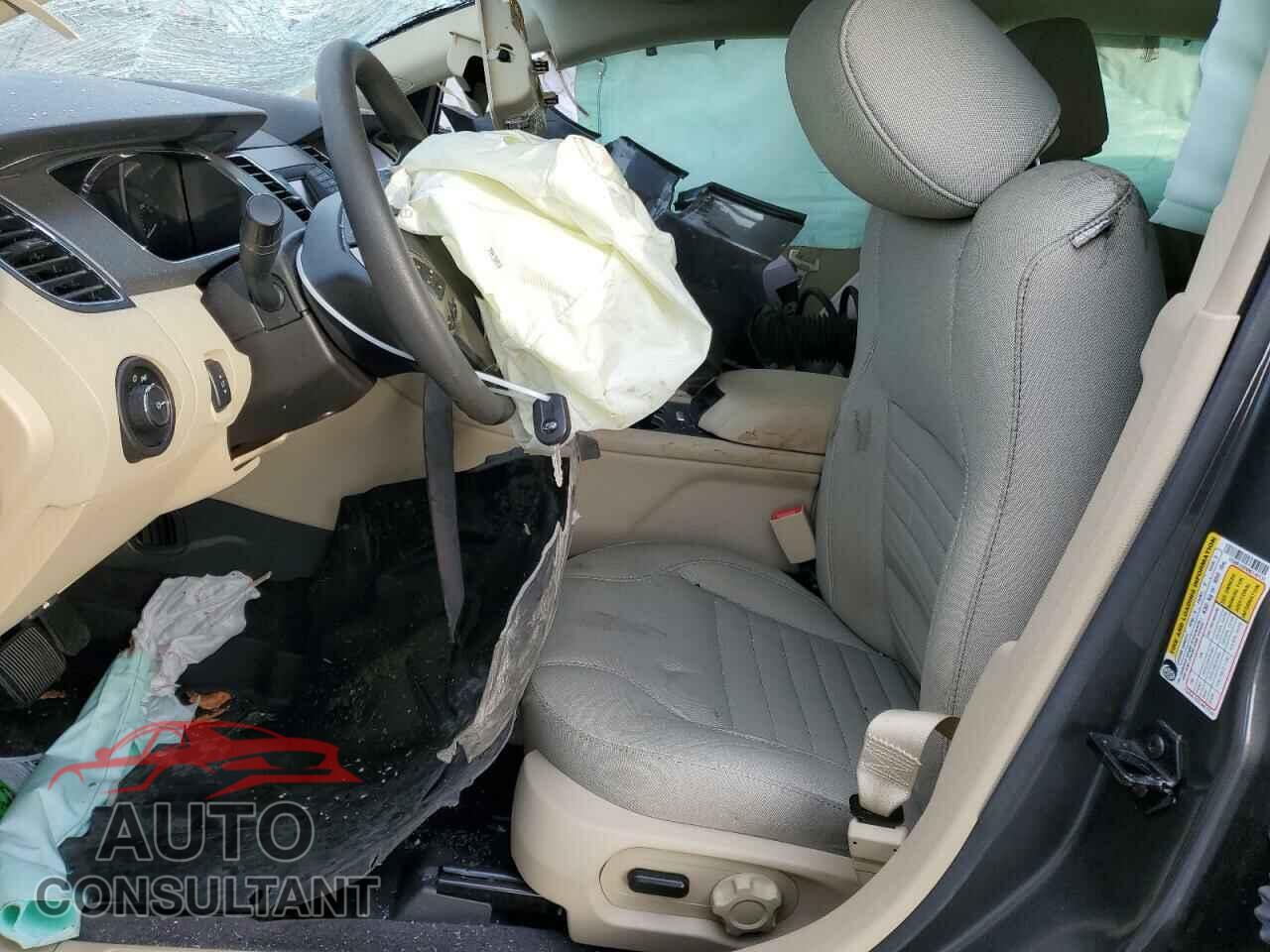 FORD TAURUS 2017 - 1FAHP2D8XHG145131