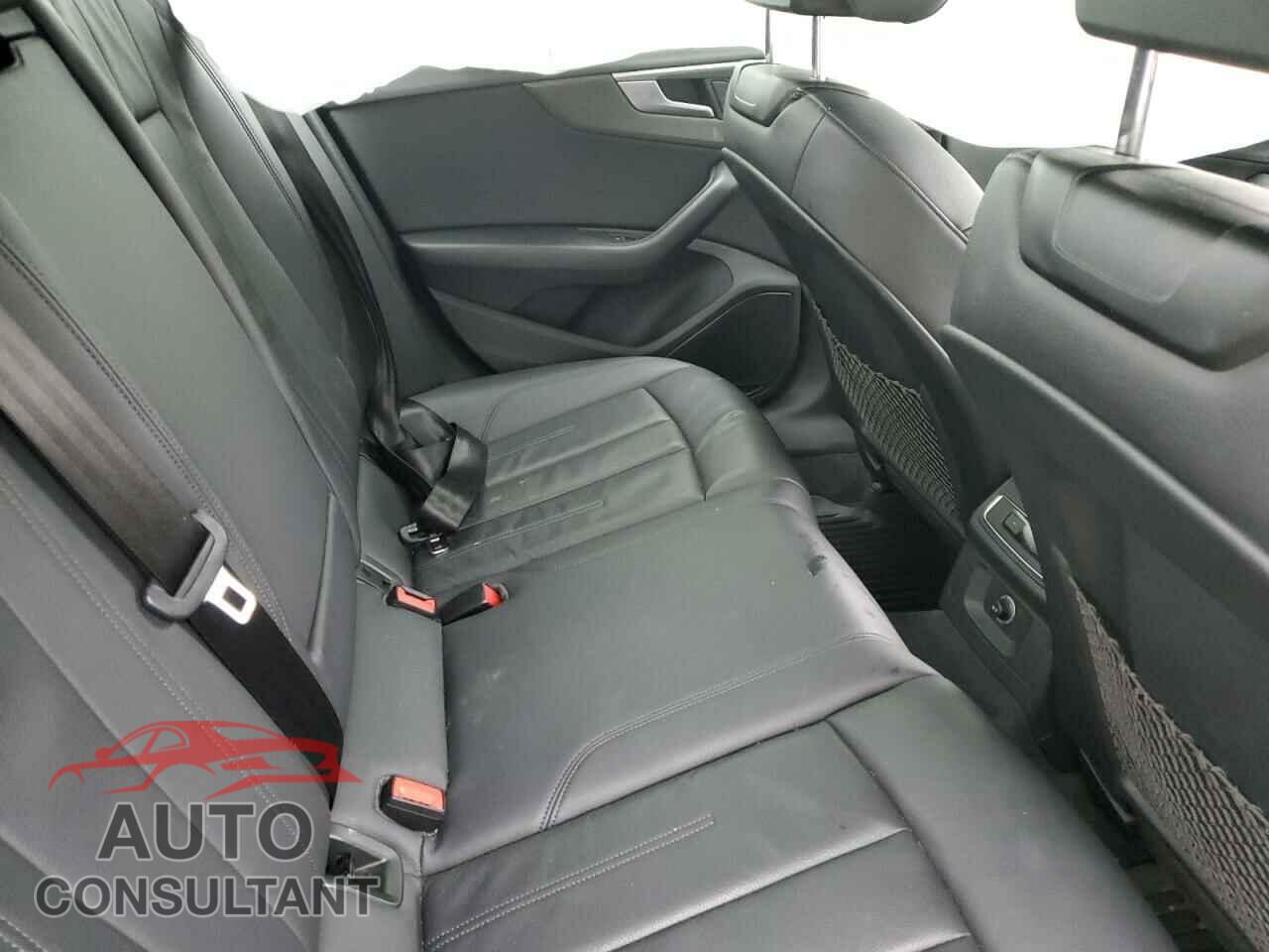 AUDI A4 2017 - WAUANAF40HA168407