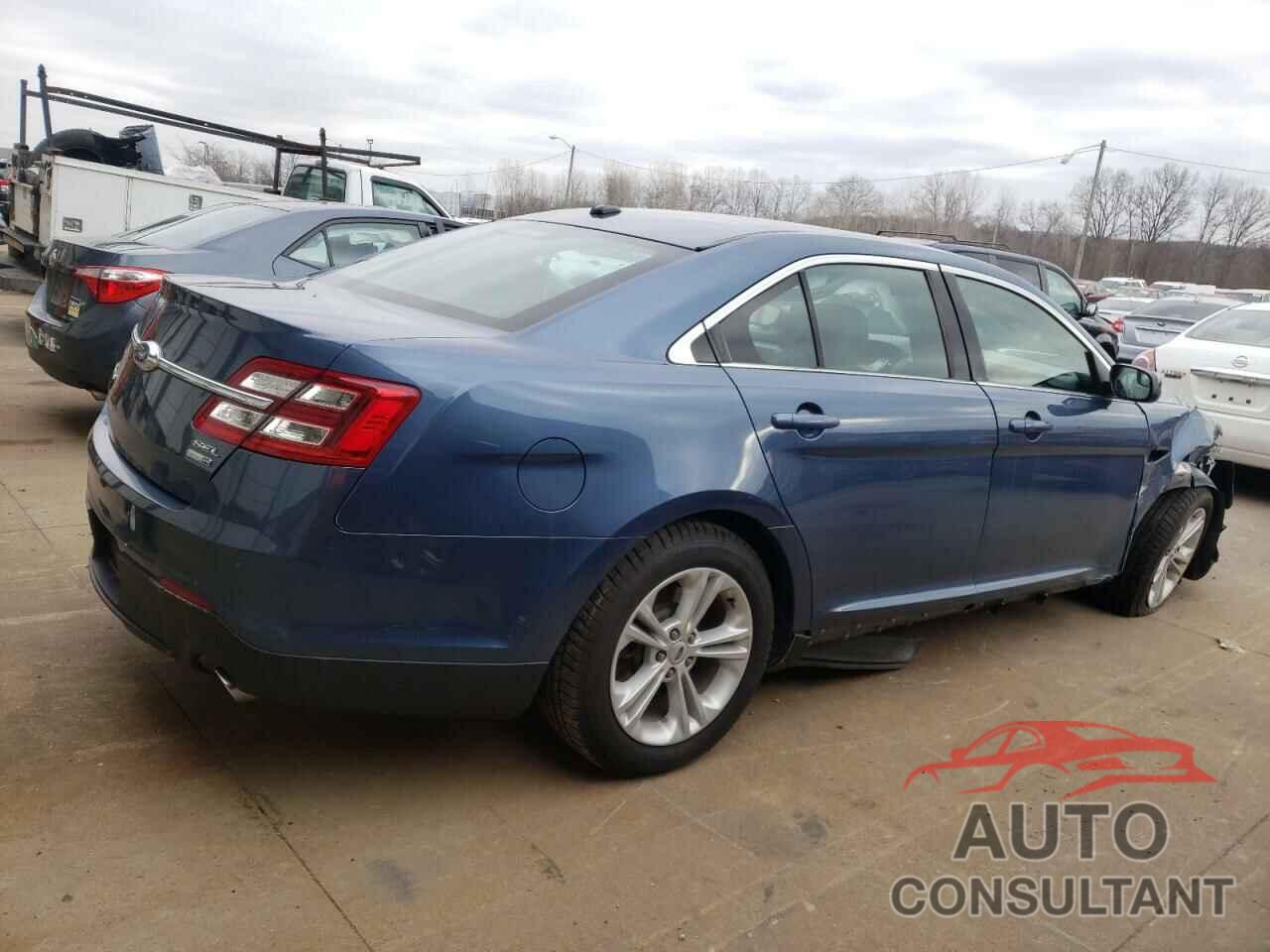 FORD TAURUS 2018 - 1FAHP2H82JG115136