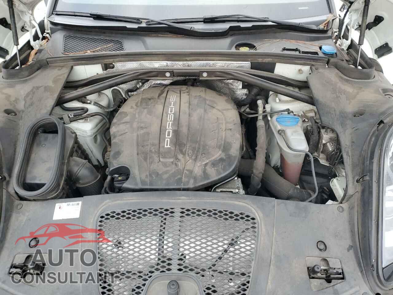 PORSCHE MACAN 2017 - WP1AA2A55HLB00045