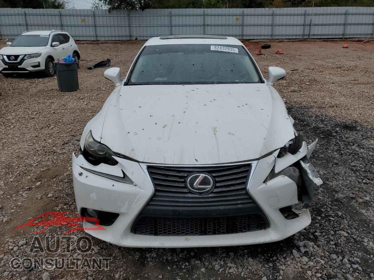 LEXUS IS 2014 - JTHCF1D28E5008255