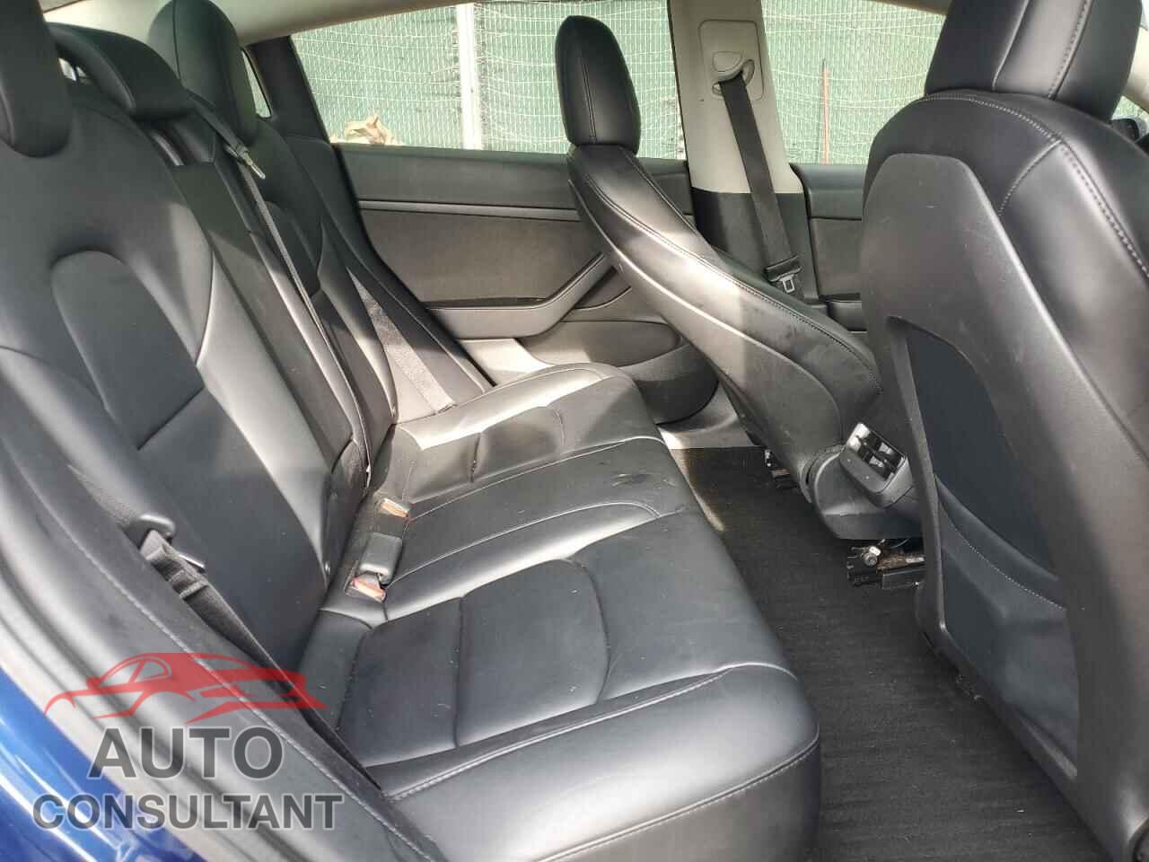 TESLA MODEL 3 2022 - 5YJ3E1EA4NF189041
