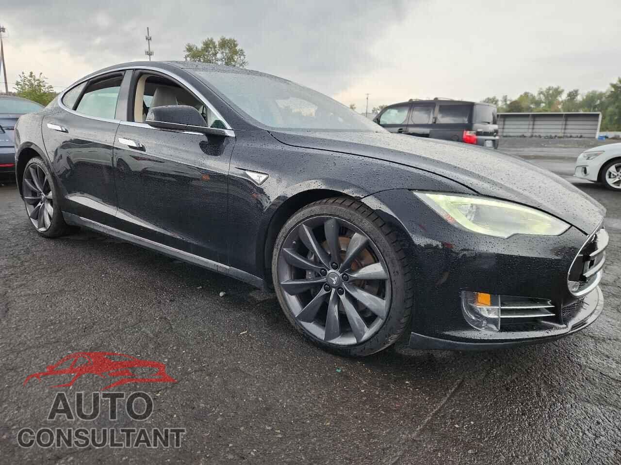 TESLA MODEL S 2012 - 5YJSA1CP4CFP01957