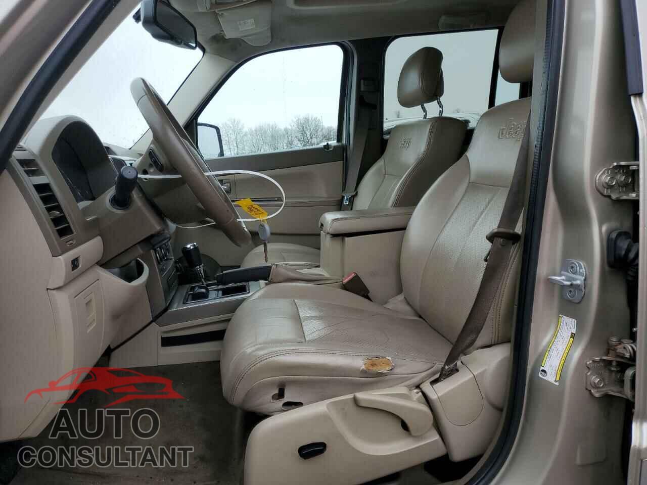 JEEP LIBERTY 2011 - 1J4PN5GK5BW502159