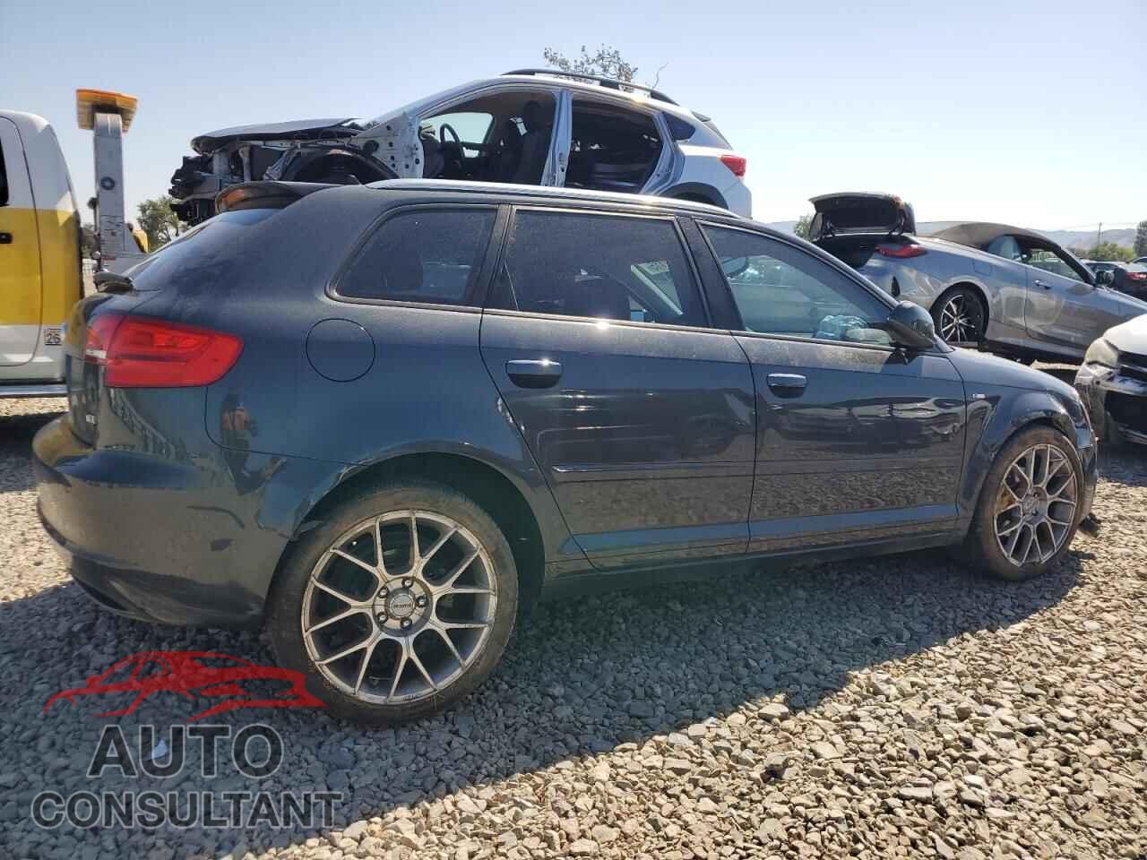 AUDI A3 2012 - WAUKJAFM2CA011261