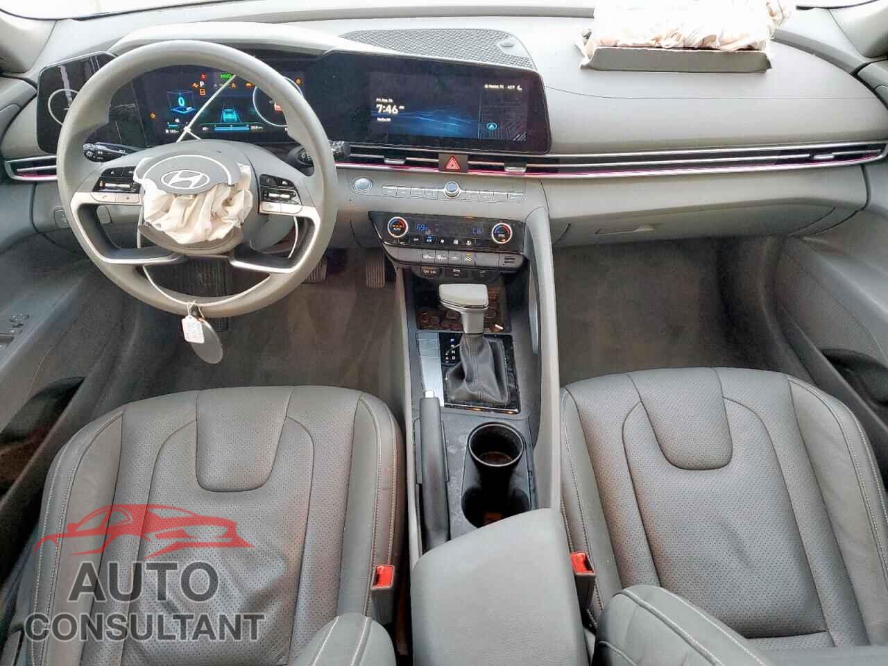 HYUNDAI ELANTRA 2024 - KMHLM4DG2RU846891