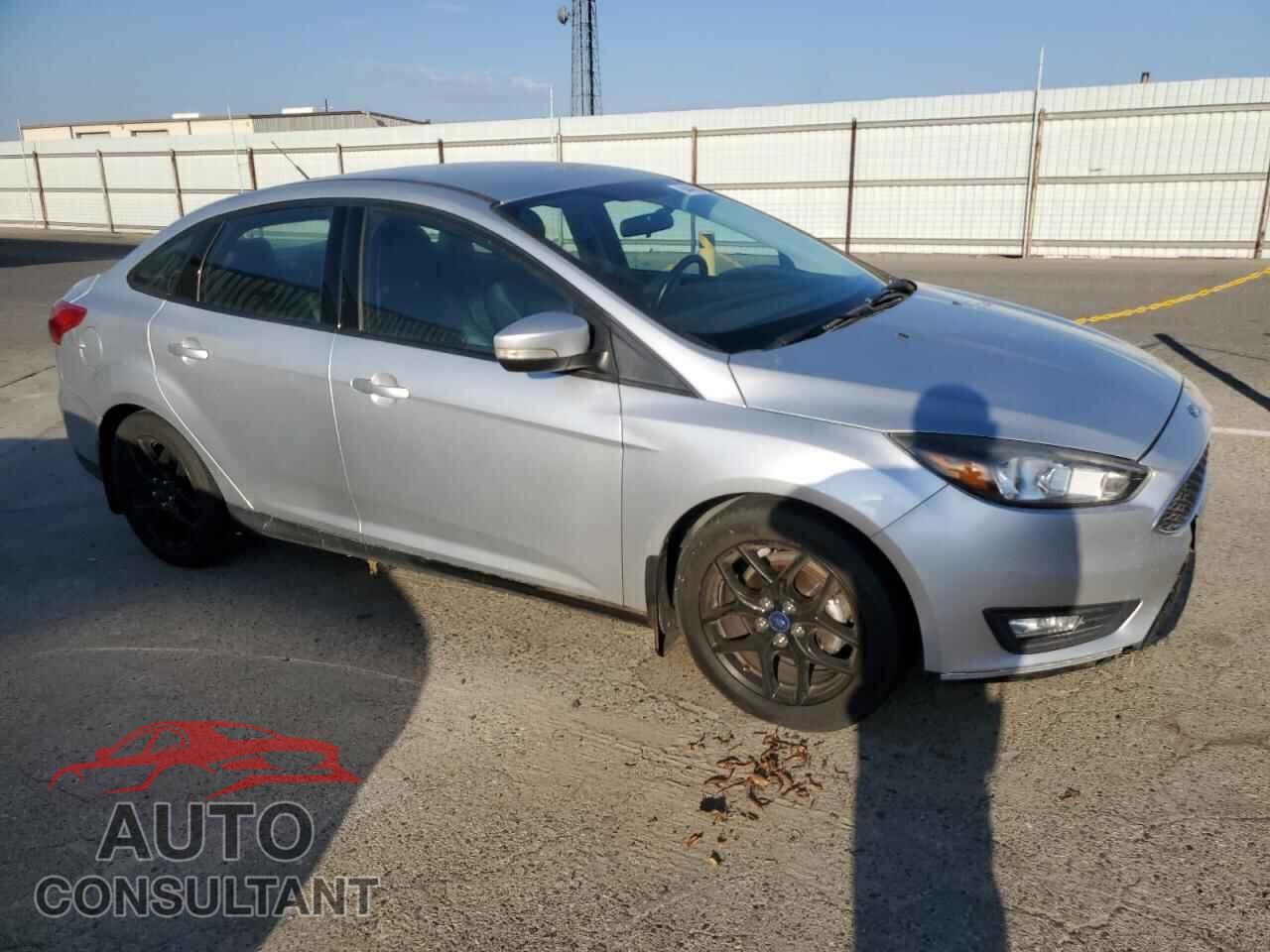 FORD FOCUS 2016 - 1FADP3F26GL227439